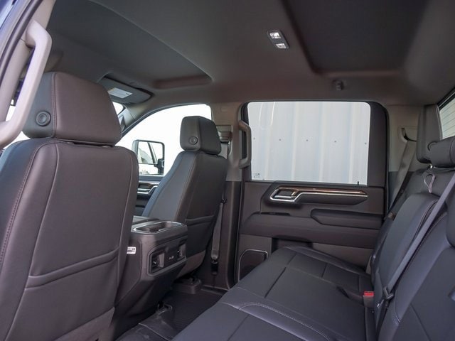 2026 CHEVROLET SILVERADO HD - Image 13