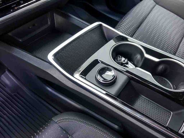 2027 Chevrolet Equinox LT - Photo 26