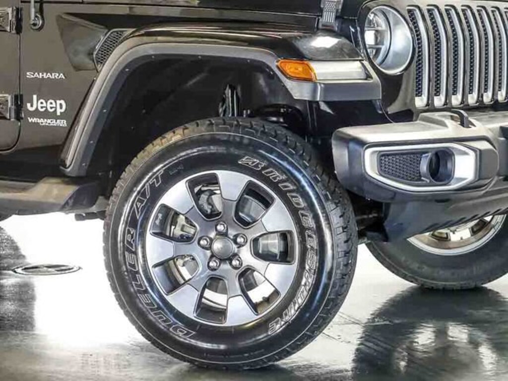 Used 2018 Jeep Wrangler Unlimited Sahara 4x4 SUV