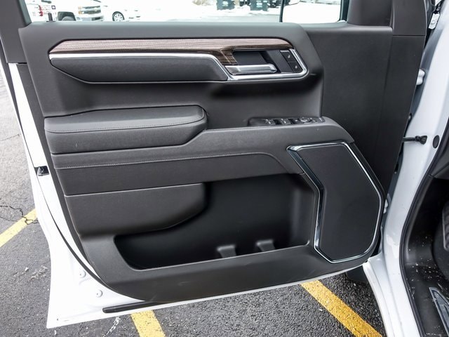 2026 CHEVROLET SILVERADO - Image 10