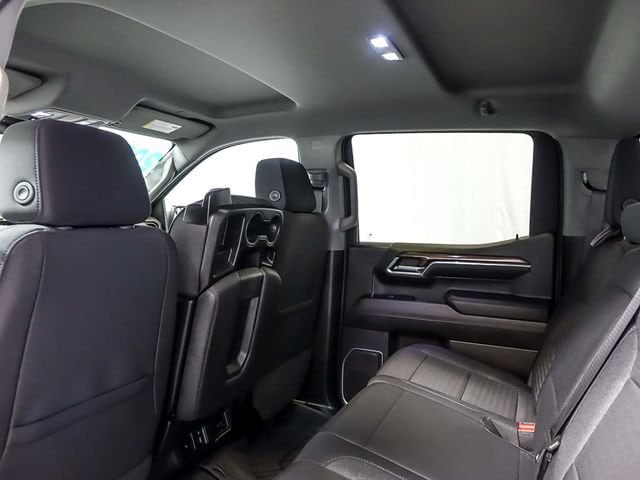 2024 Chevrolet Silverado 1500 LT - Photo 15