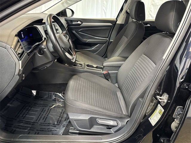 2024 VOLKSWAGEN JETTA - Image 10