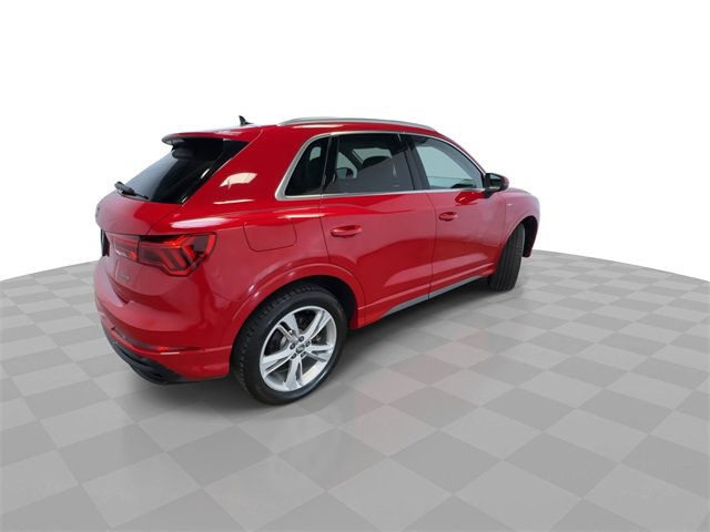 2020 Audi Q3 S line Premium Plus photo 3