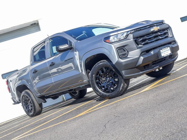 2026 Chevrolet Colorado Work Truck photo 2