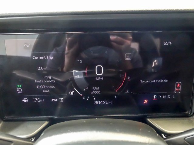 2025 GMC TERRAIN - Image 19