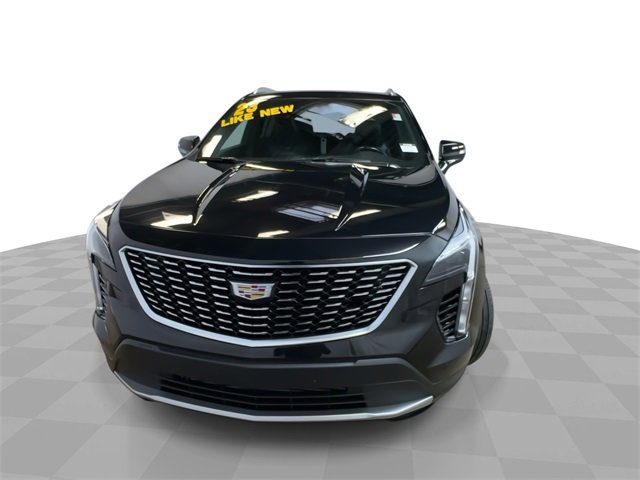 2023 Cadillac XT4 Premium Luxury photo 3