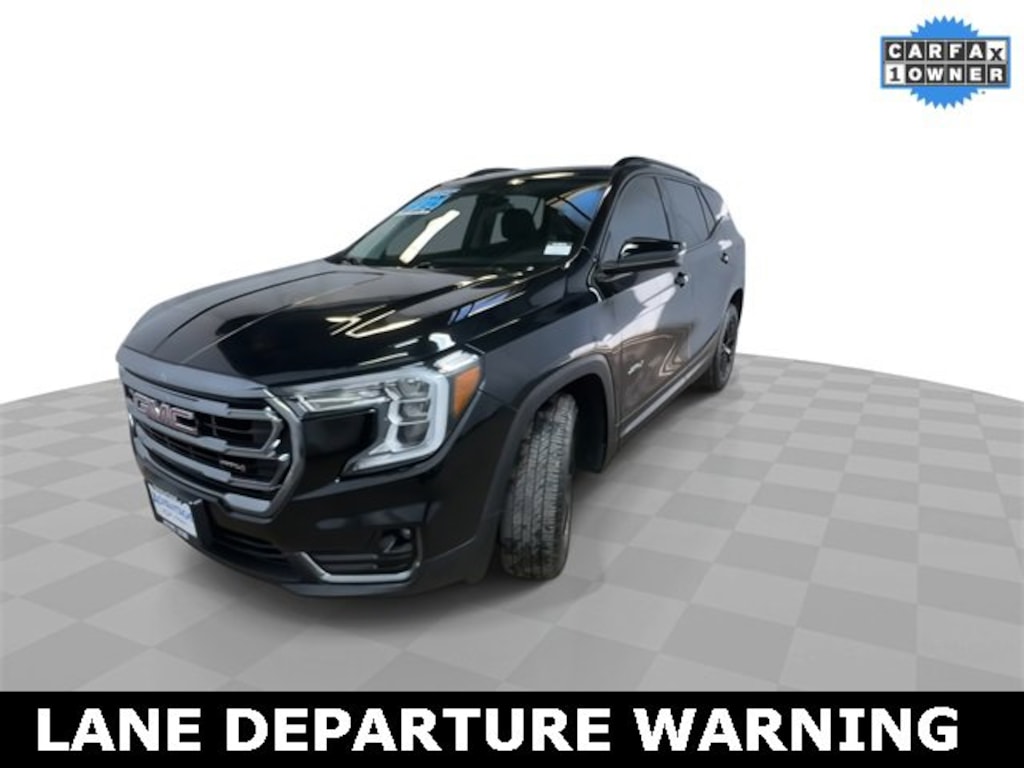 Used 2024 GMC Terrain AT4 SUV