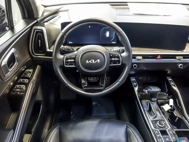 2024 KIA SORENTO - Image 18