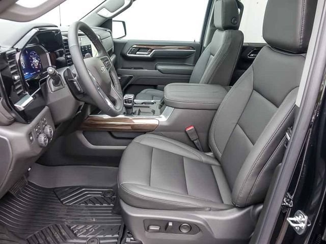 2026 Chevrolet Silverado 1500 LT Trail Boss - Photo 17