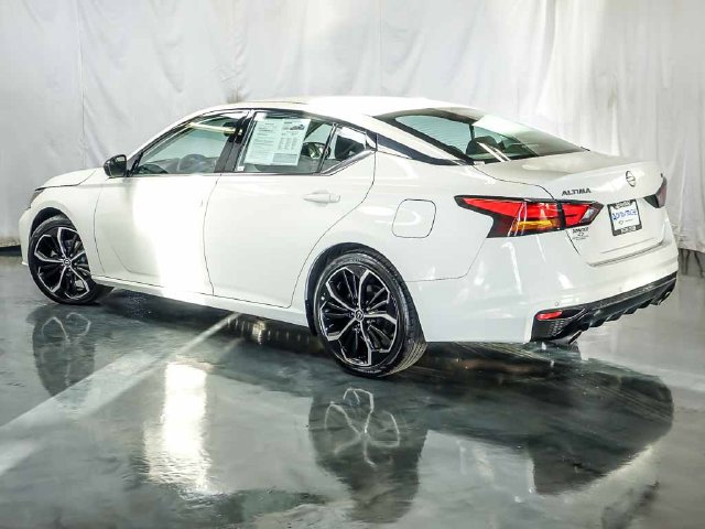 2024 Nissan Altima SR - Photo 9