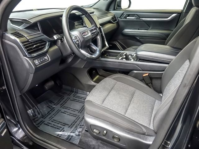 2025 GMC Acadia Elevation - Photo 13