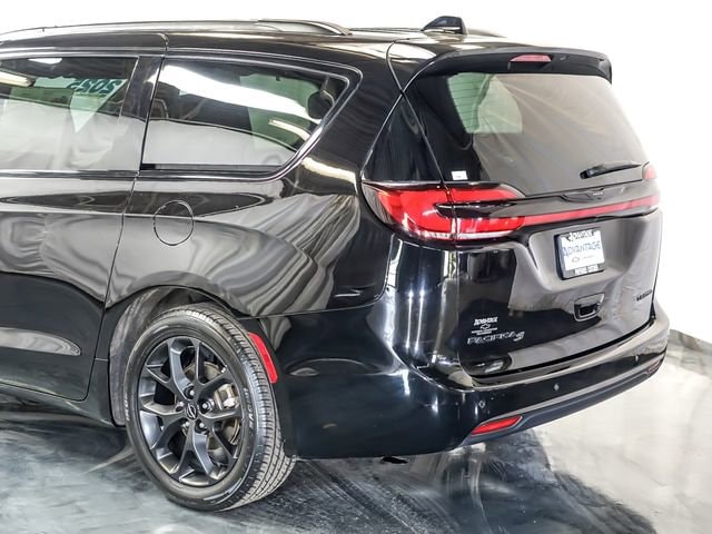 2025 Chrysler Pacifica Limited - Photo 10