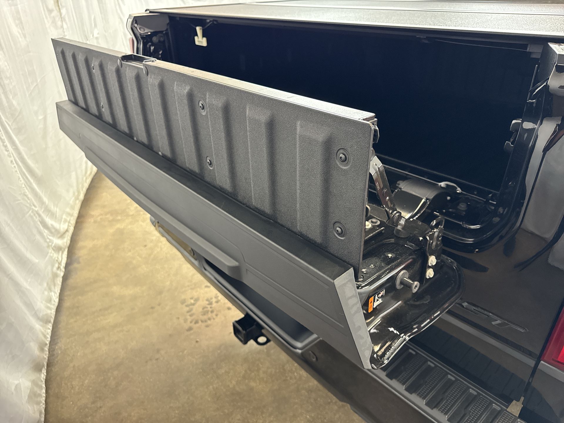 2026 CHEVROLET SILVERADO - Image 28