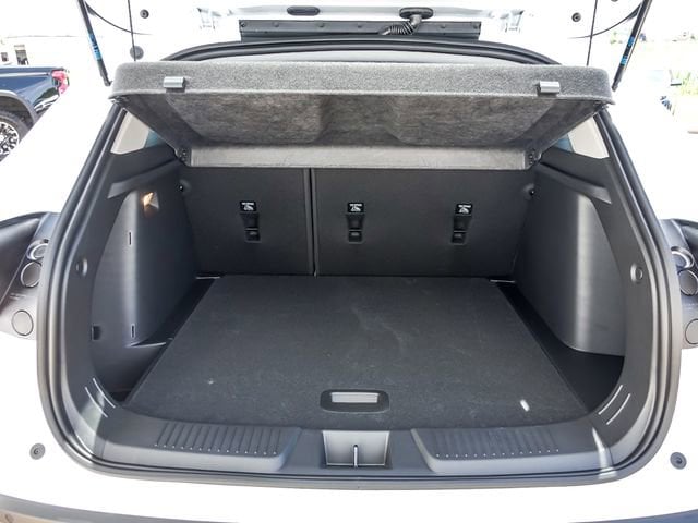 2026 Chevrolet Trax LT - Photo 8