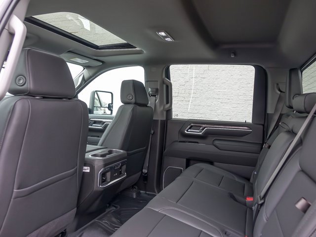 2026 CHEVROLET SILVERADO HD - Image 19