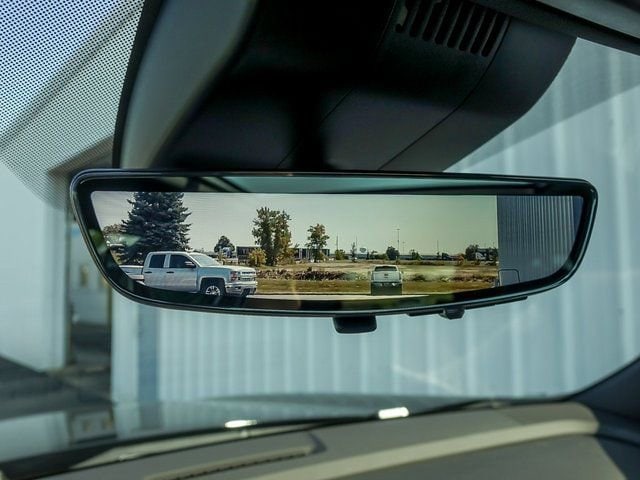 2026 Chevrolet Suburban Premier - Photo 30