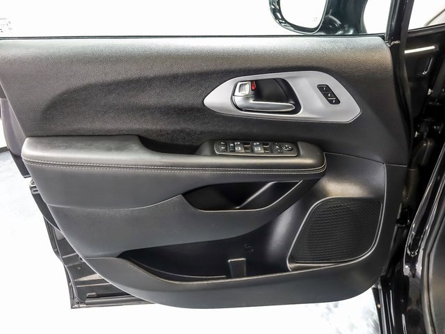 2025 CHRYSLER PACIFICA - Image 28