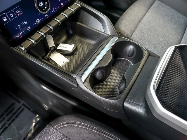 2025 GMC TERRAIN - Image 24