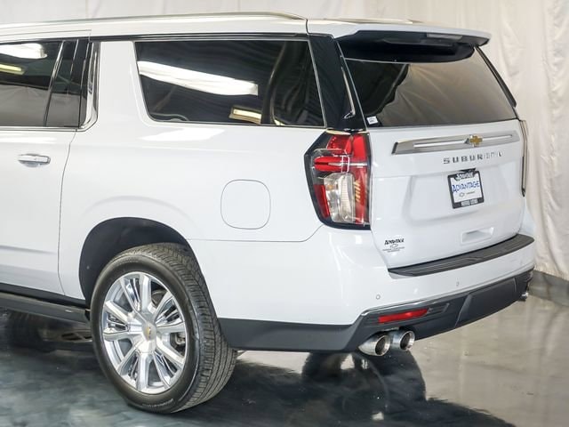 2022 Chevrolet Suburban High Country - Photo 10