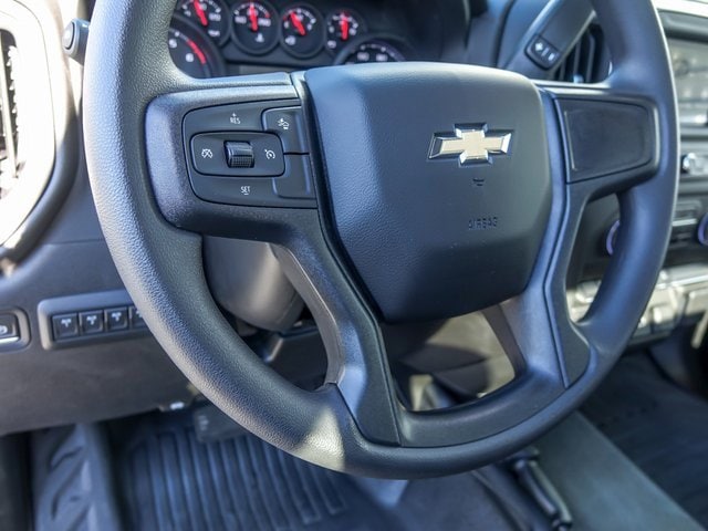 2025 CHEVROLET SILVERADO HD - Image 13