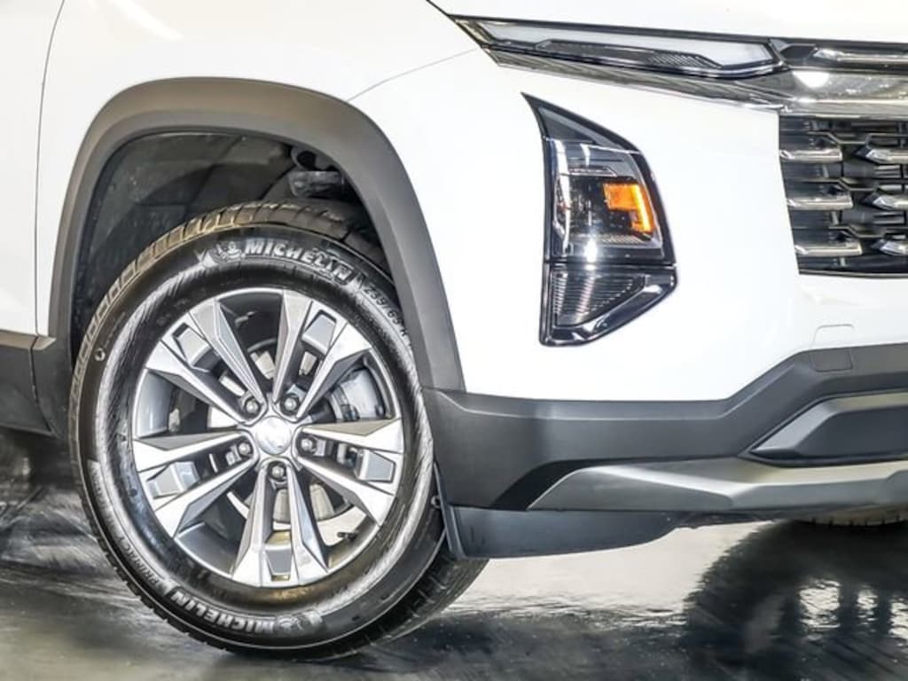 Used 2025 Chevrolet Equinox LT SUV