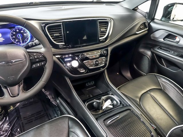2025 CHRYSLER PACIFICA - Image 19