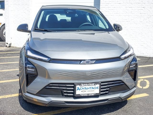 2027 Chevrolet Bolt LT - Photo 10
