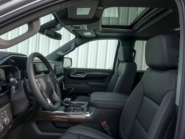2026 CHEVROLET SILVERADO - Image 14