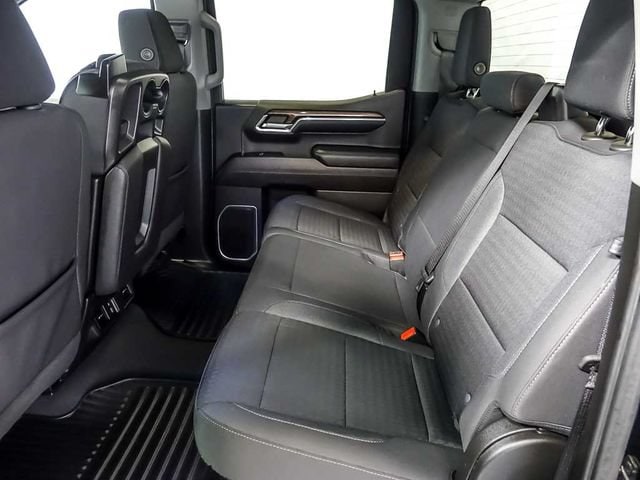 2023 Chevrolet Silverado 1500 LT - Photo 14