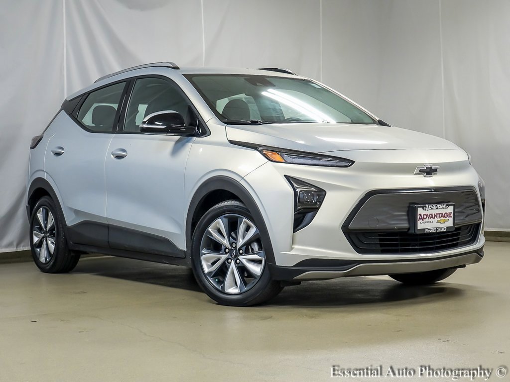 Used 2022 Chevrolet Bolt EUV LT with VIN 1G1FY6S07N4112211 for sale in Bridgeview, IL