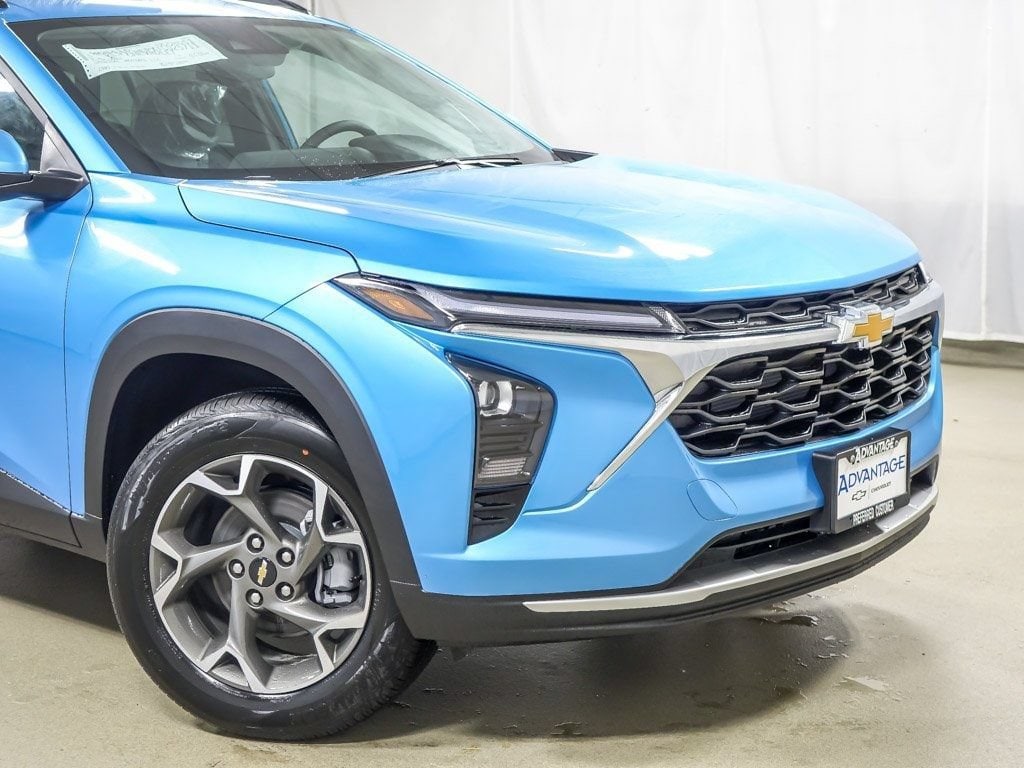 2026 Chevrolet Trax LT - Photo 3