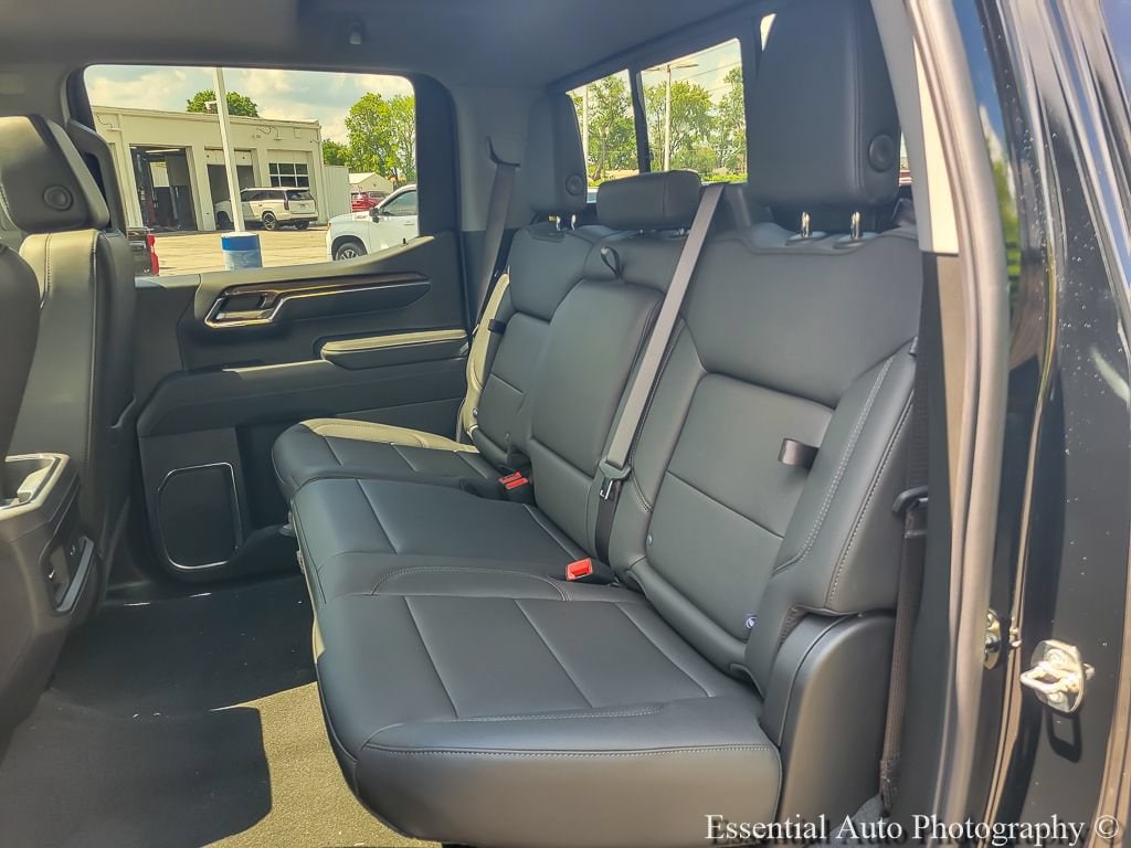 2026 Chevrolet Silverado 1500 LT Trail Boss - Photo 10
