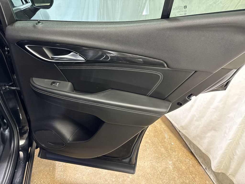2023 Buick Envision Essence - Photo 25
