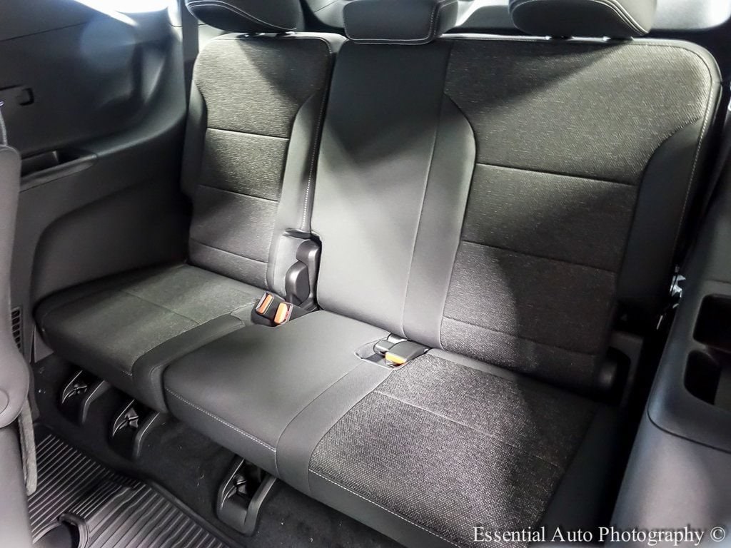 2026 Chevrolet Traverse LT - Photo 11