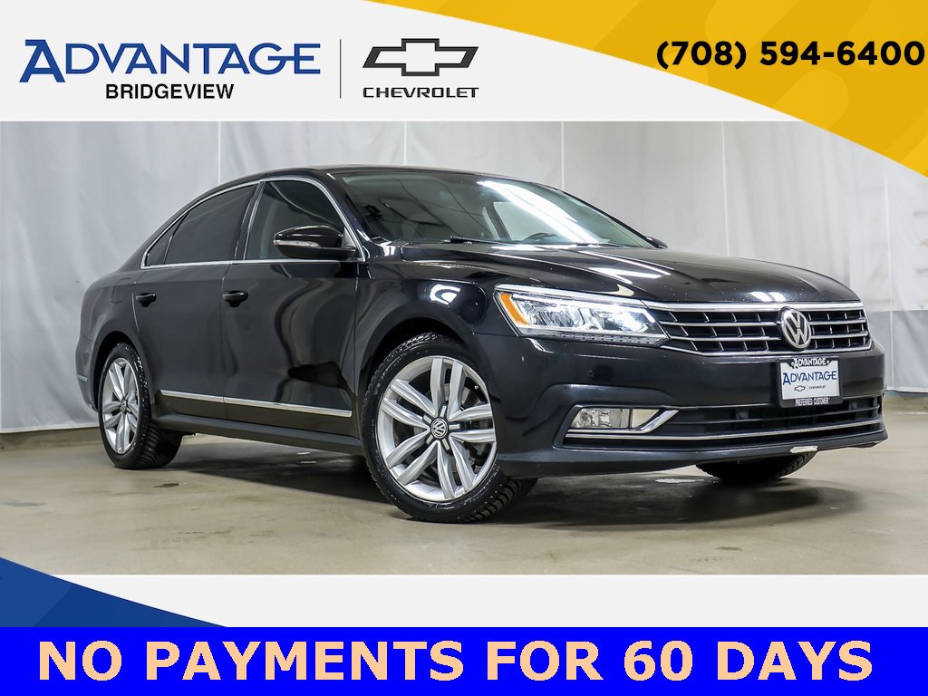 2017 Volkswagen Passat SE's photo