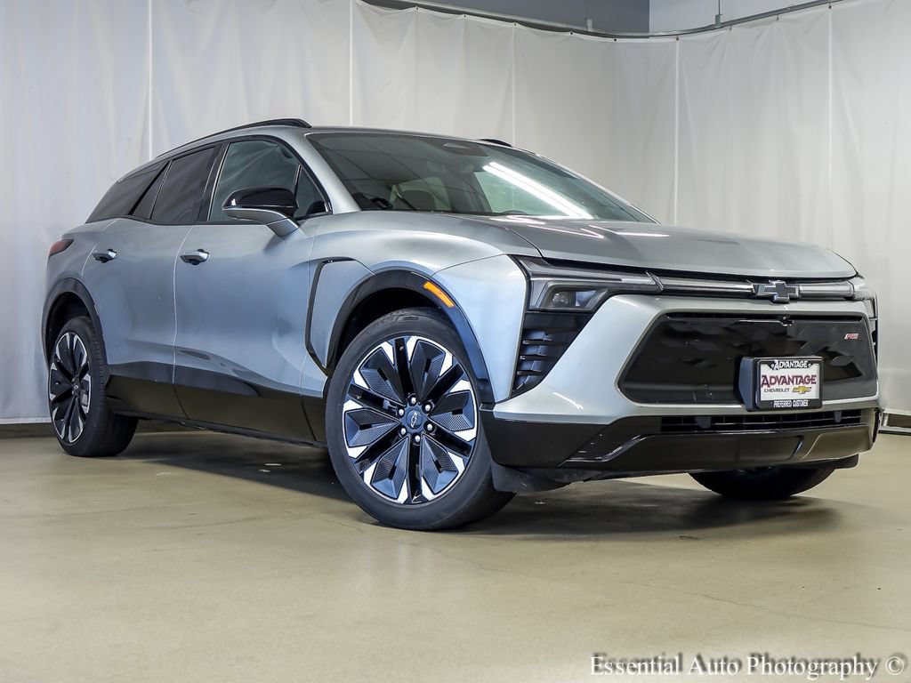 Used 2024 Chevrolet Blazer EV RS with VIN 3GNKDHRK3RS237045 for sale in Bridgeview, IL