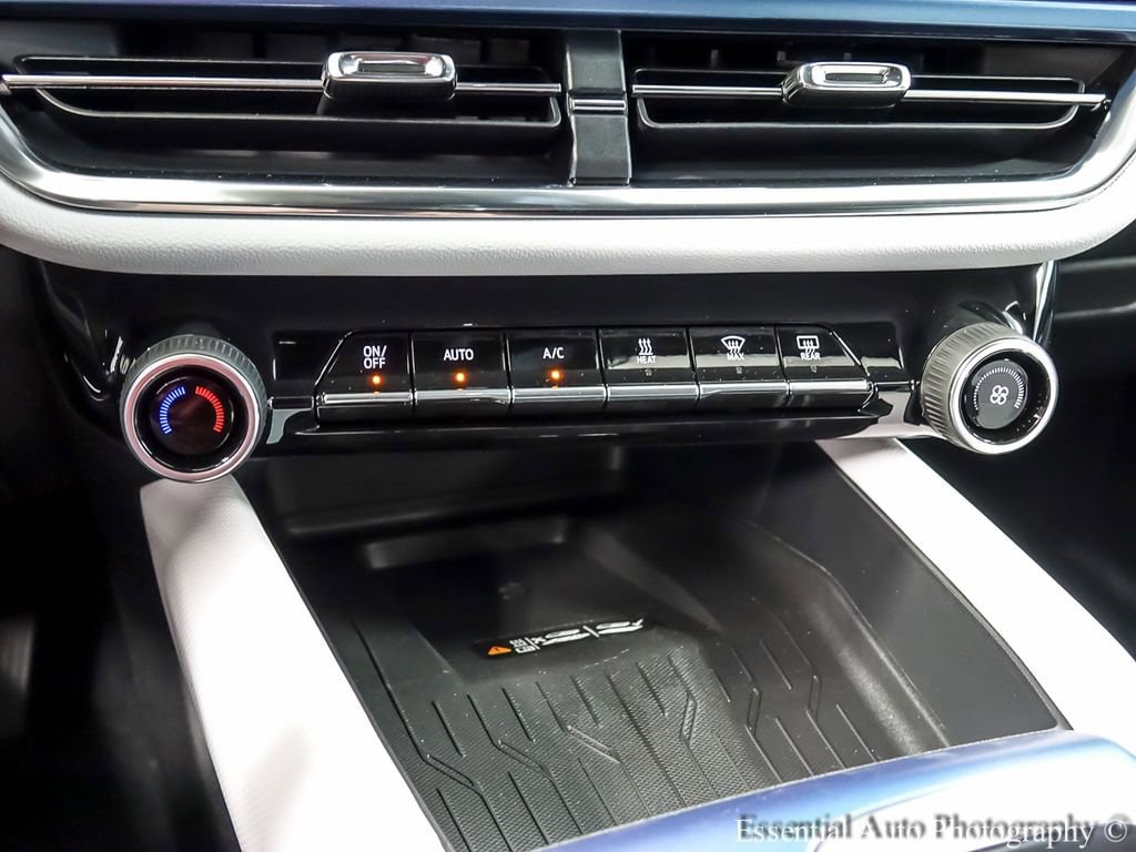 2026 Chevrolet Equinox EV 2LT - Photo 17