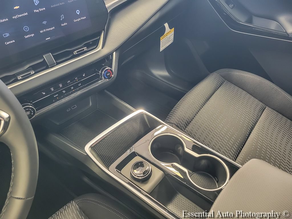 2027 Chevrolet Equinox LT - Photo 15