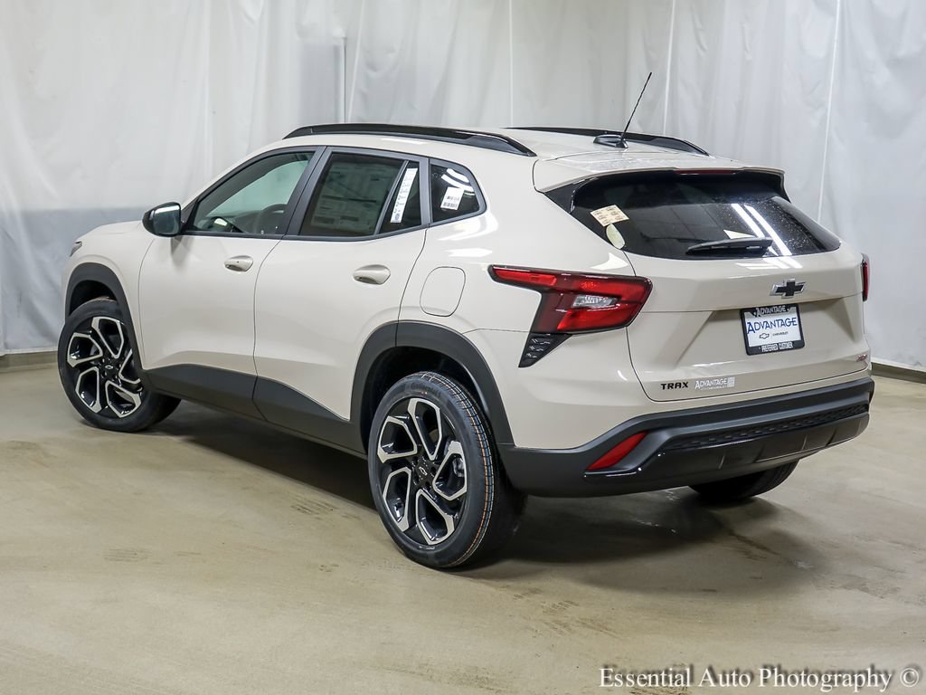2026 Chevrolet Trax RS - Photo 8