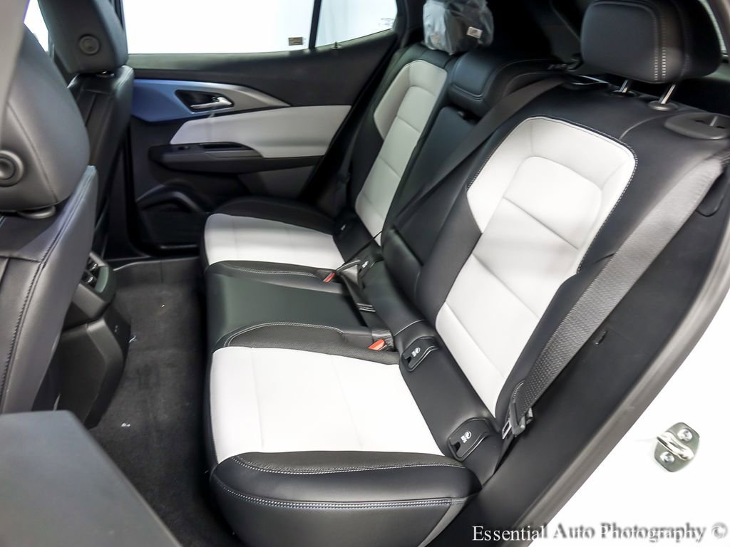 2026 Chevrolet Equinox EV 2LT - Photo 10