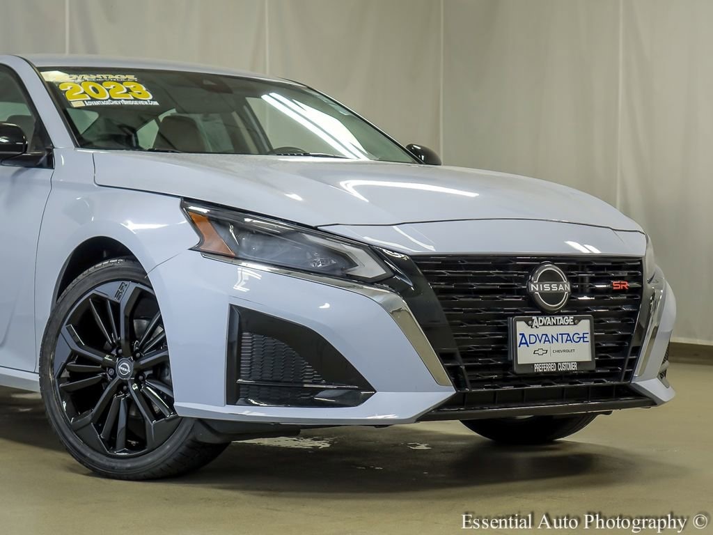 Used 2023 Nissan Altima SR Intelligent AWD Sedan