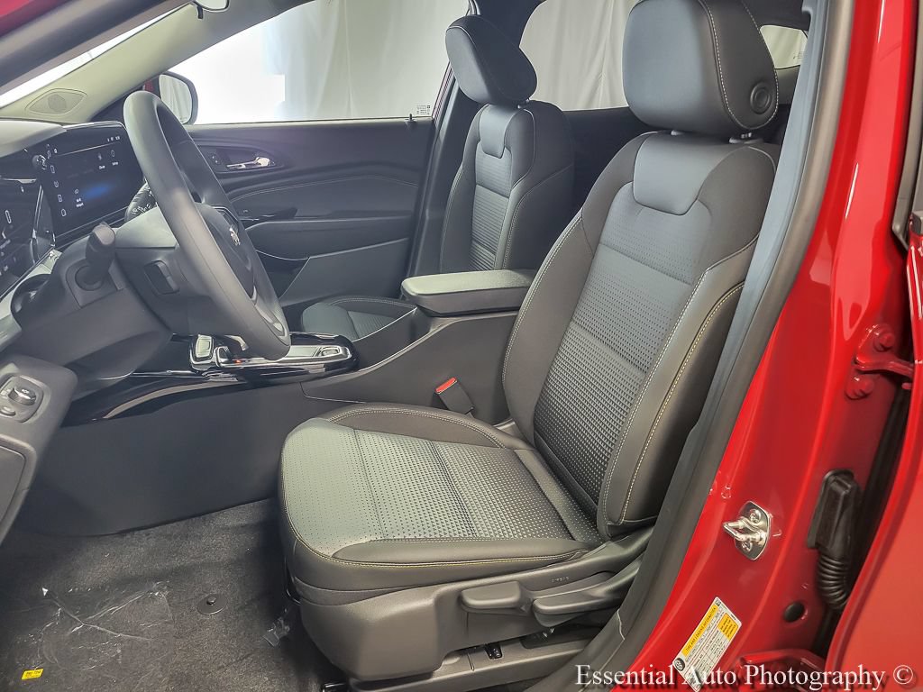 2026 Chevrolet Trax LT - Photo 8