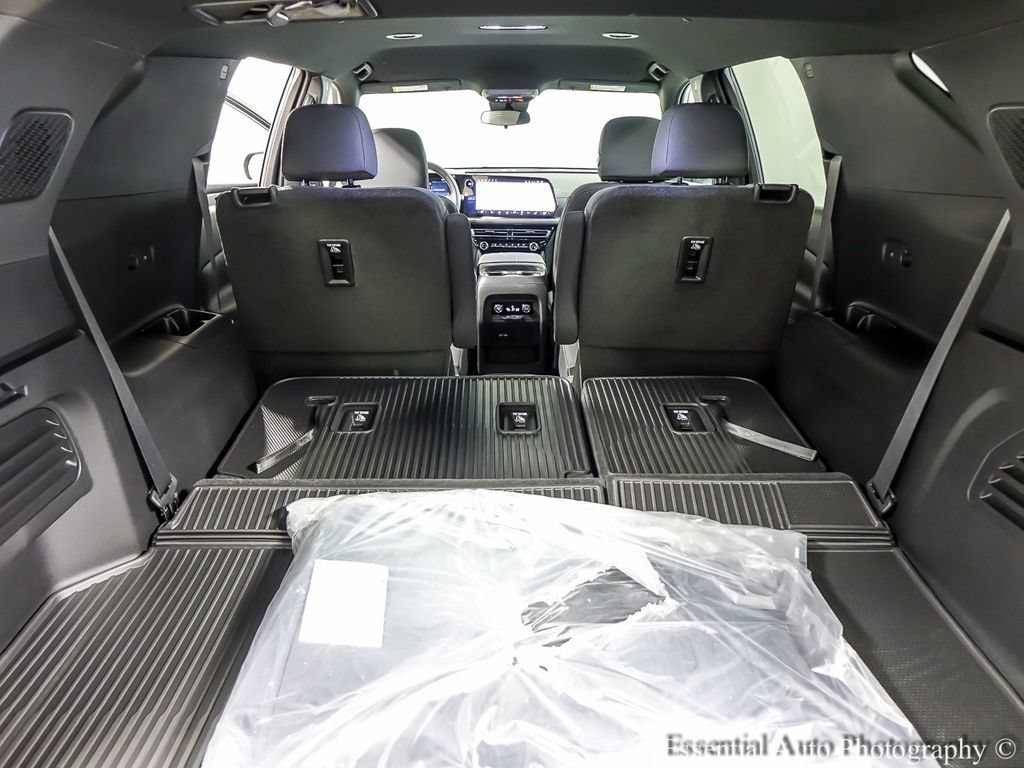 2026 Chevrolet Traverse LT - Photo 19