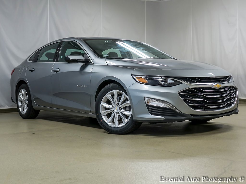 2024 Chevrolet Malibu 1LT photo 2