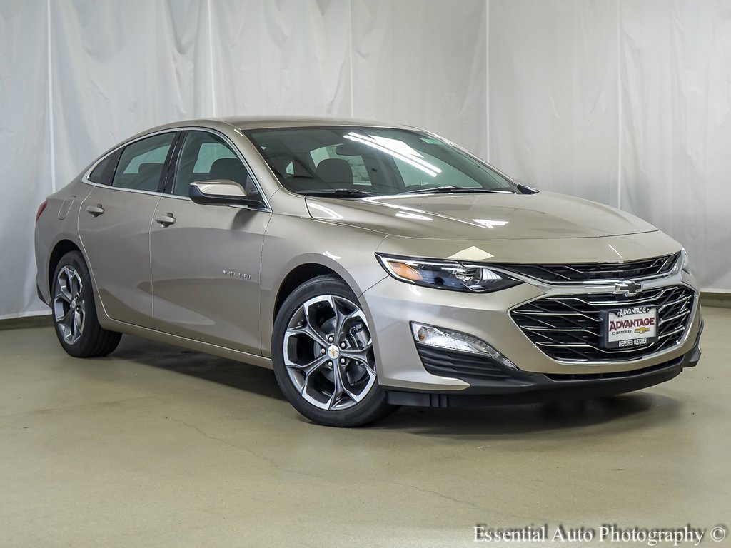 2025 Chevrolet Malibu 1LT photo 2