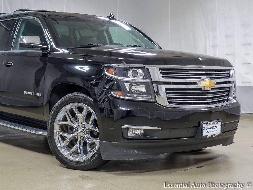 2017 Chevrolet Suburban Premier photo 2