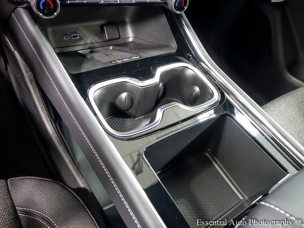 2026 Chevrolet Traverse LT - Photo 18
