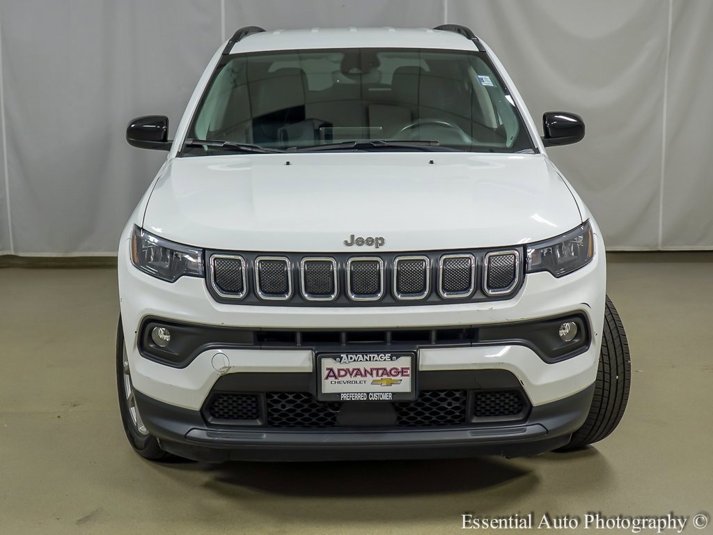 2022 Jeep Compass Latitude Lux photo 4
