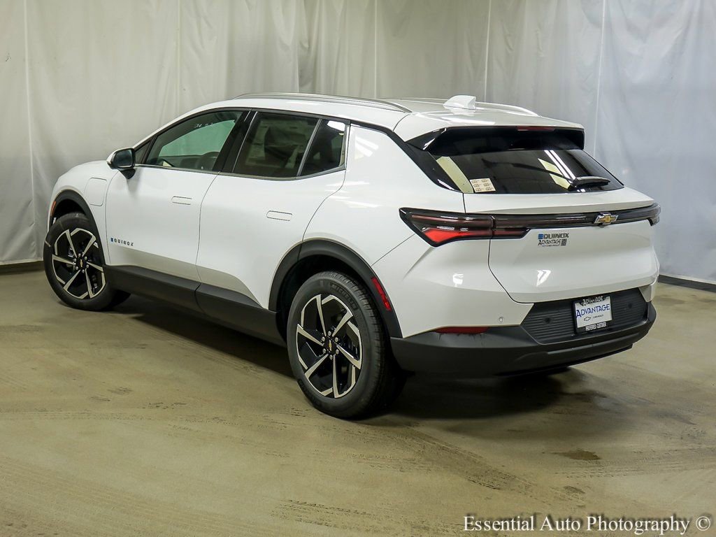 2026 Chevrolet Equinox EV 2LT - Photo 8