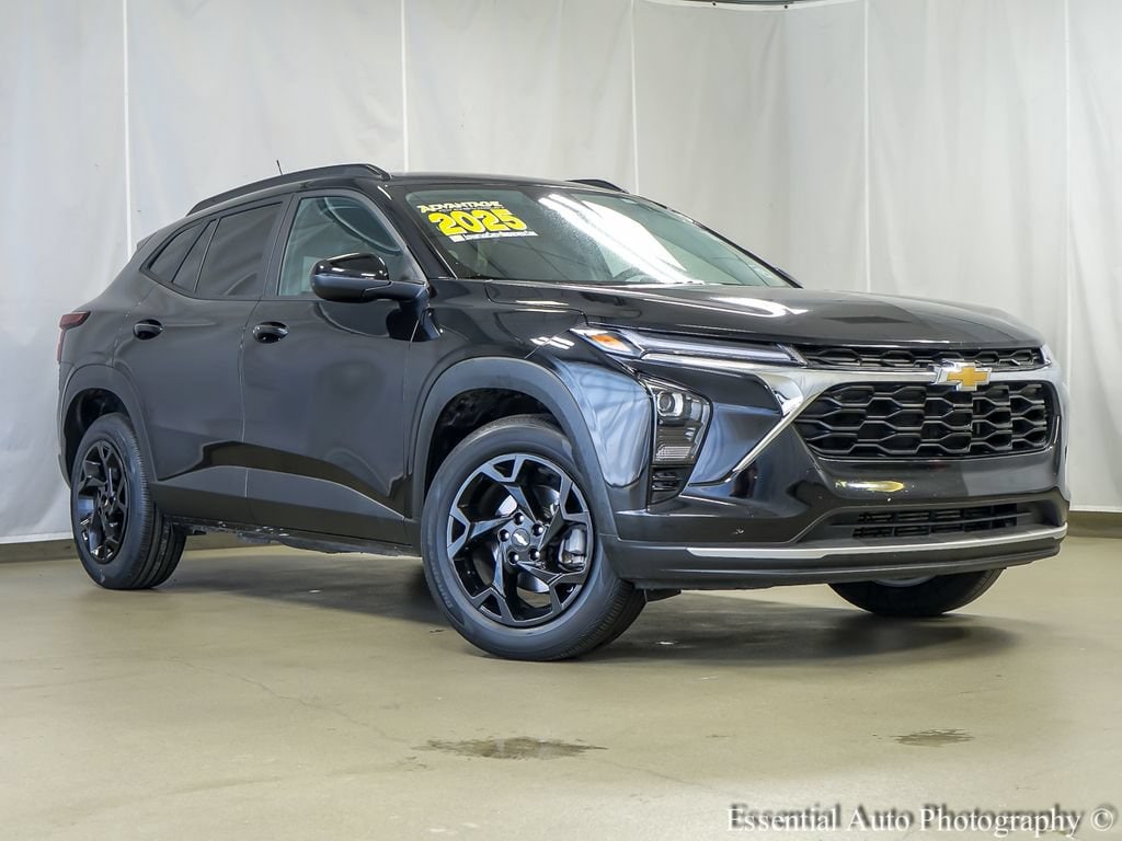Used 2025 Chevrolet Trax LT with VIN KL77LHEP7SC232541 for sale in Bridgeview, IL